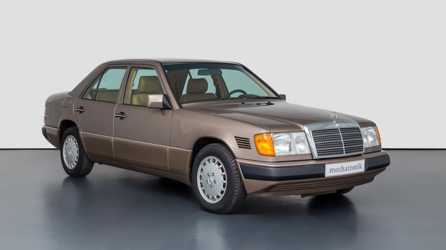  Mercedes-Benz 300 D Turbo (W124) 1991 года  (фото 1 из 23)